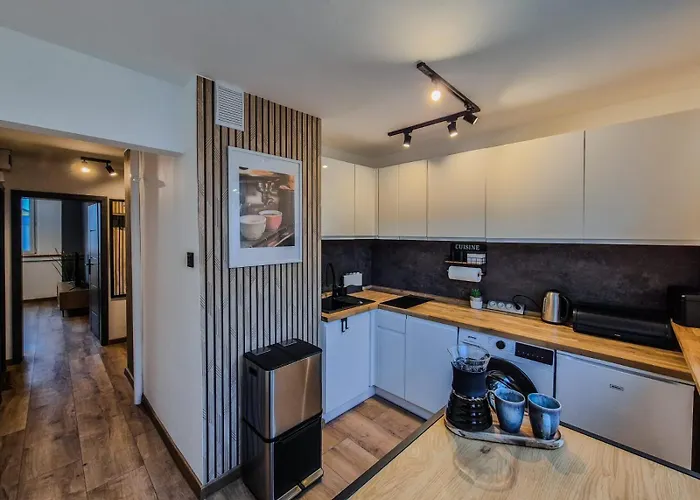 Espresso Corner 아파트 옐레니아구라